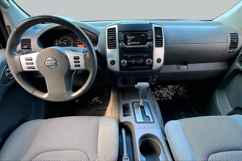 2015 Nissan Frontier - Image 15