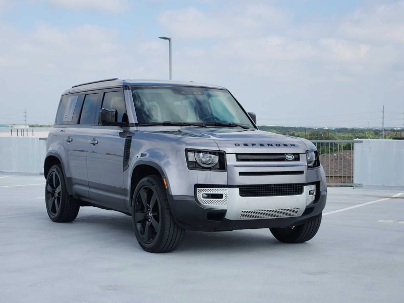 2022 Land Rover Defender - Image 3
