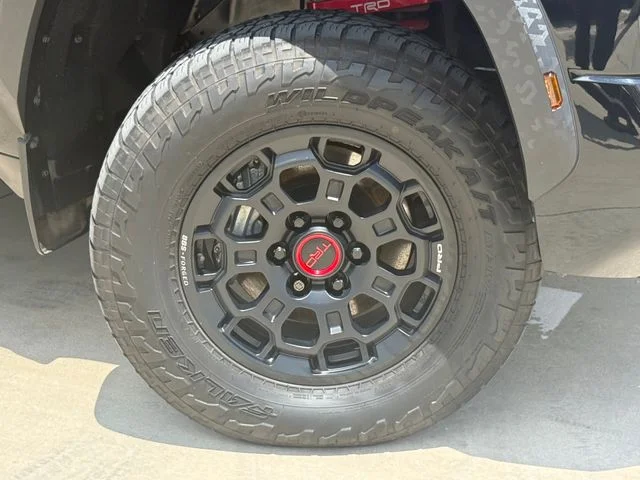 2025 Toyota Tundra Hybrid - Image 2