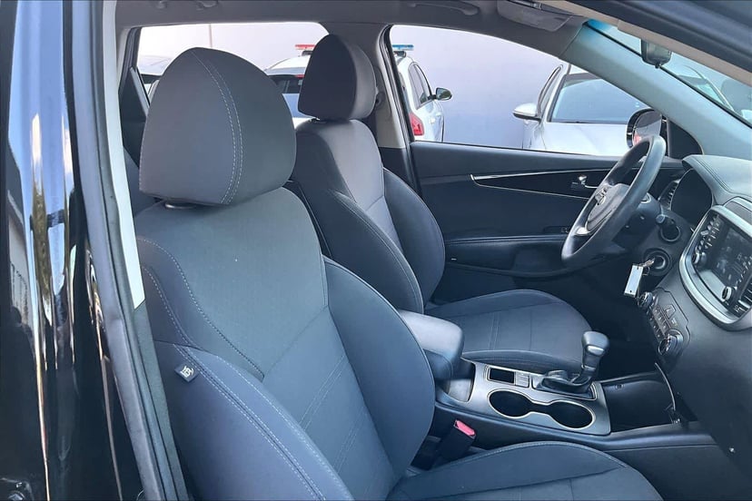 2019 Kia Sorento - Image 9