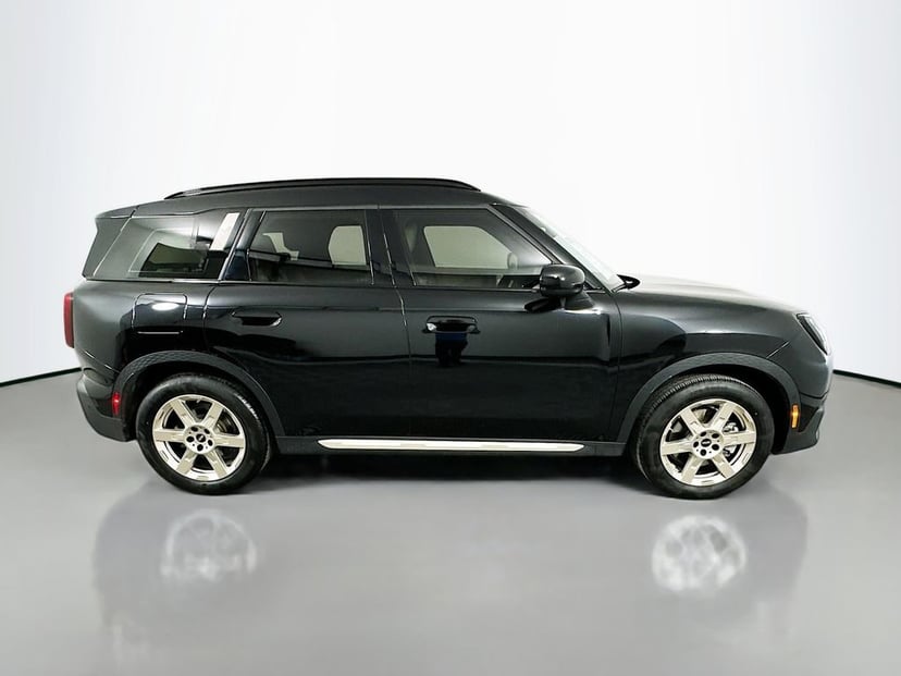 2025 MINI Cooper S Countryman - Image 3