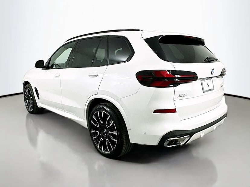 2026 BMW X5 - Image 7