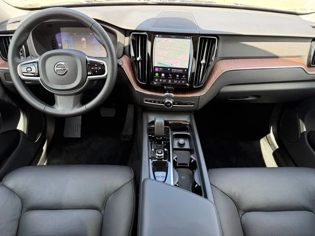 2024 Volvo XC60 - Image 24