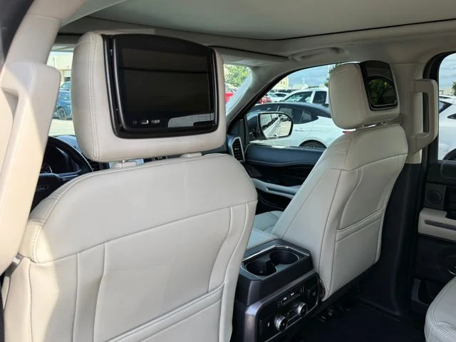 2019 Ford Expedition - Image 27