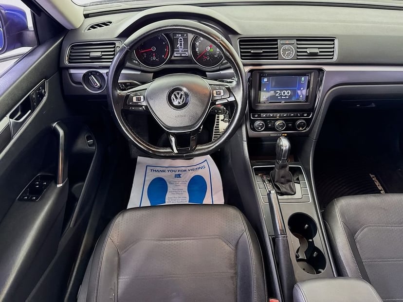 2017 Volkswagen Passat - Image 27