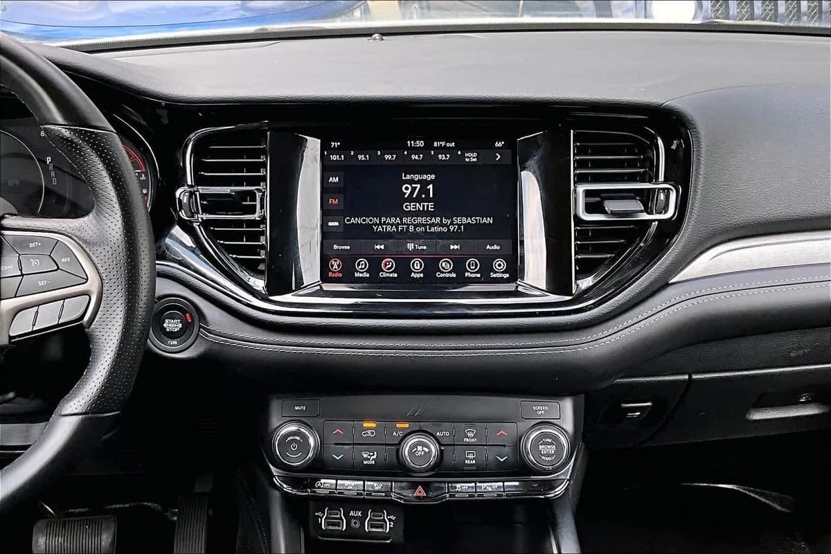 2022 Dodge Durango - Image 7