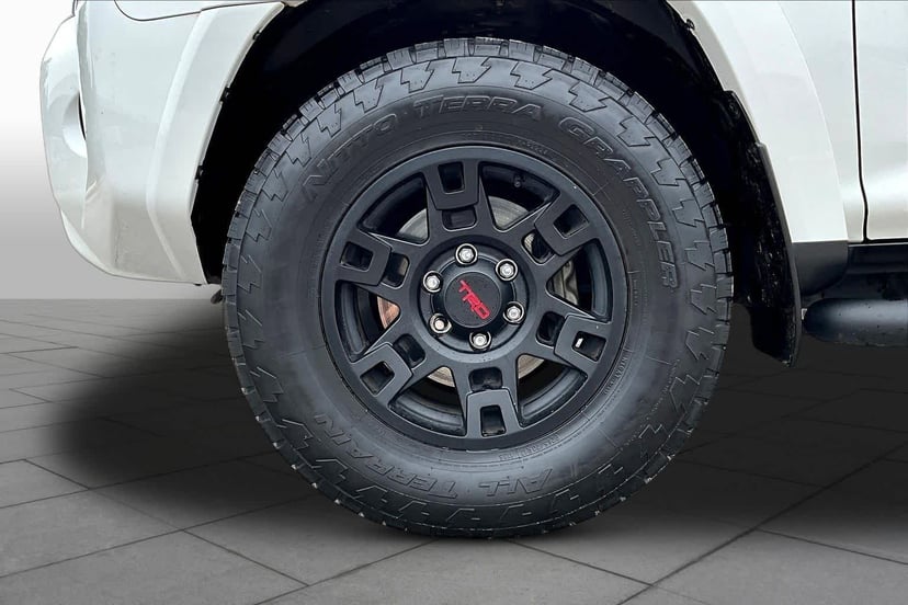 2023 Toyota 4Runner - Image 11