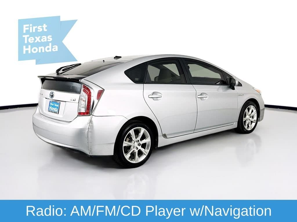 2014 TOYOTA Prius - Image 8