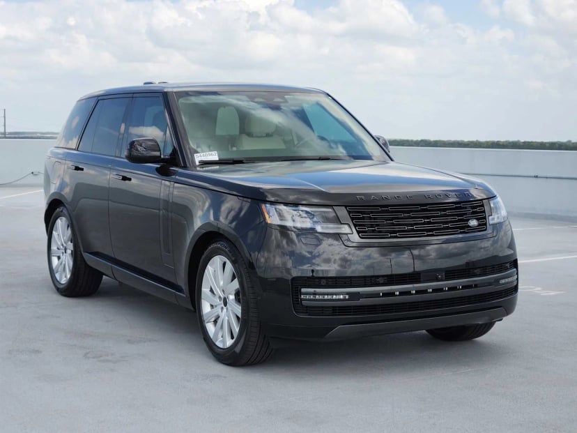 2026 LAND ROVER Range Rover - Image 3