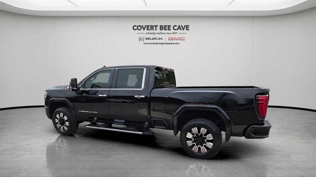2024 GMC Sierra 2500HD - Image 6