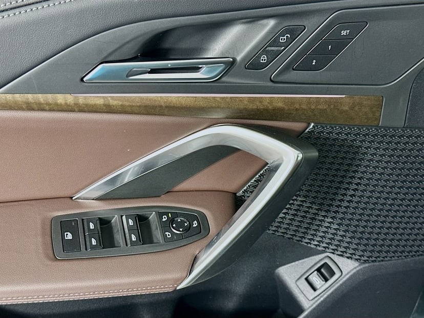 2025 BMW X1 - Image 17