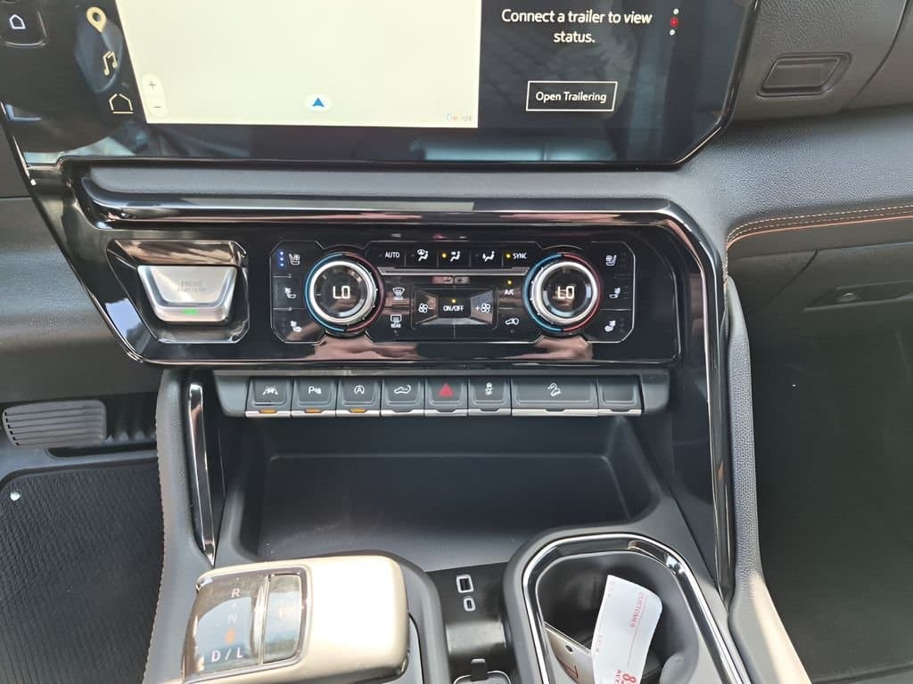 2025 GMC Sierra 1500 - Image 40