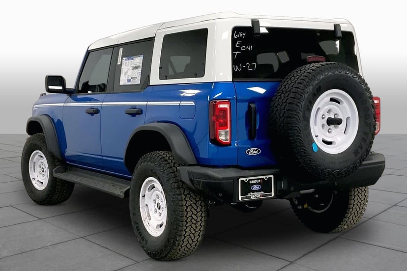 2026 Ford Bronco - Image 11