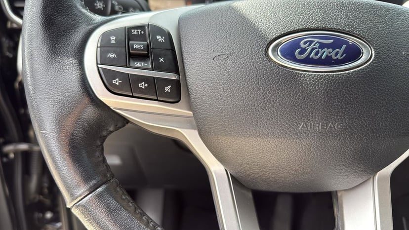2020 Ford Explorer - Image 17