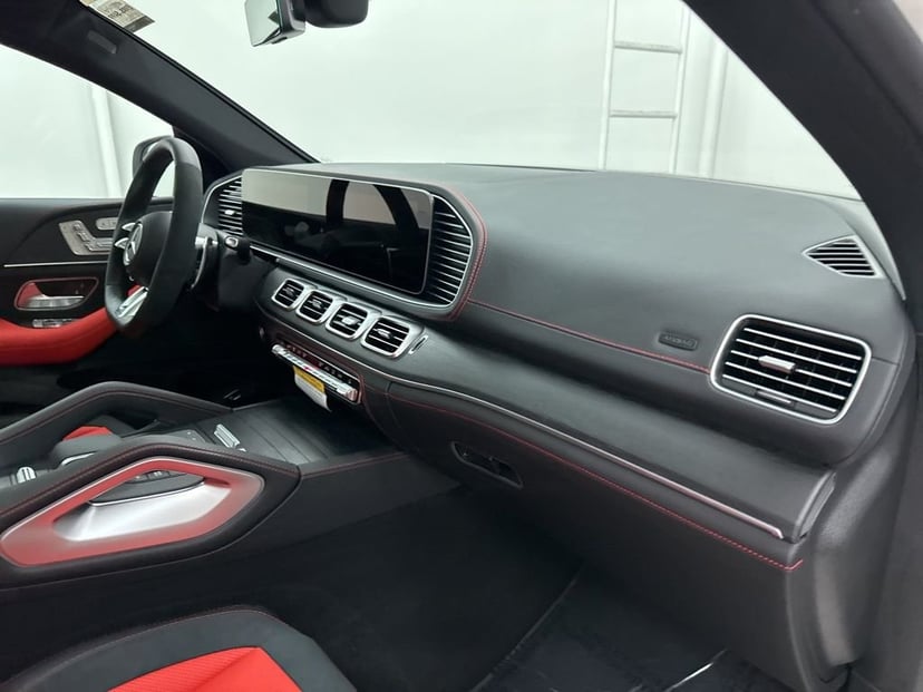 2026 Mercedes-Benz GLE - Image 29