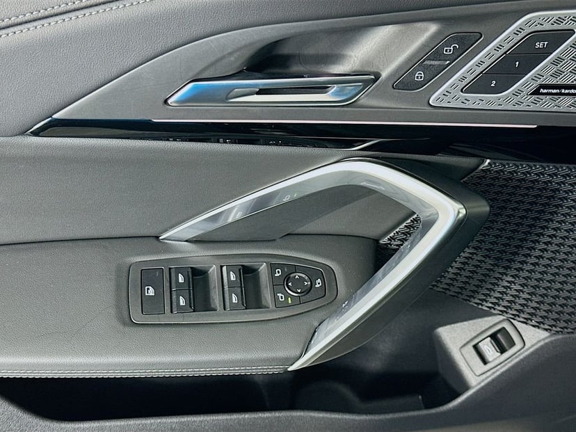 2025 BMW X1 - Image 17