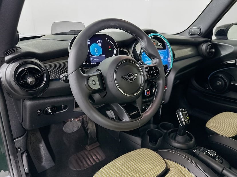 2023 MINI Cooper S - Image 9