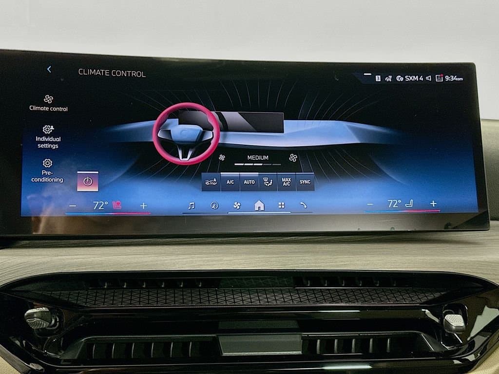 2026 BMW 4 Series - Image 14