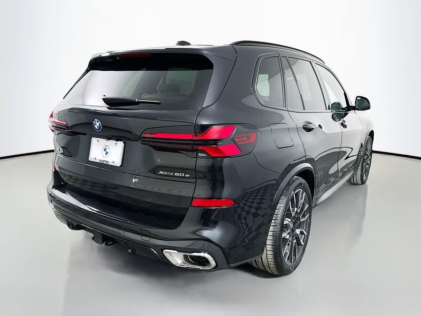 2026 BMW X5 - Image 5