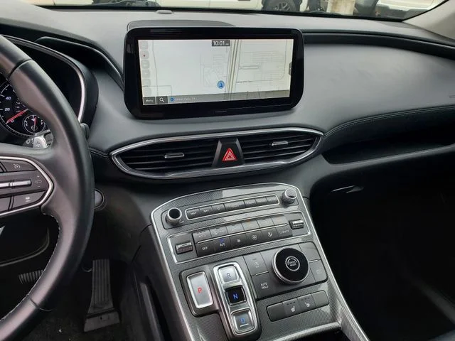 2023 Hyundai Santa Fe - Image 14