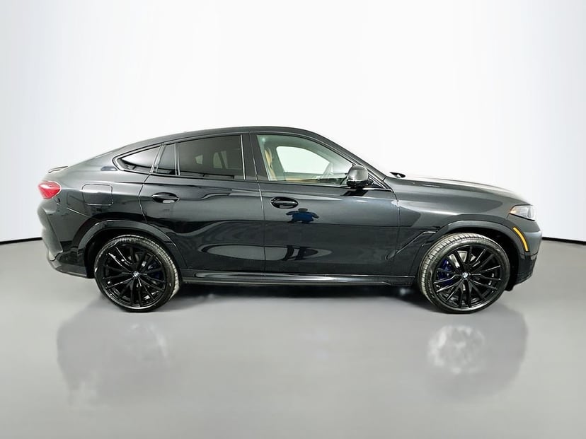 2027 BMW X6 - Image 3
