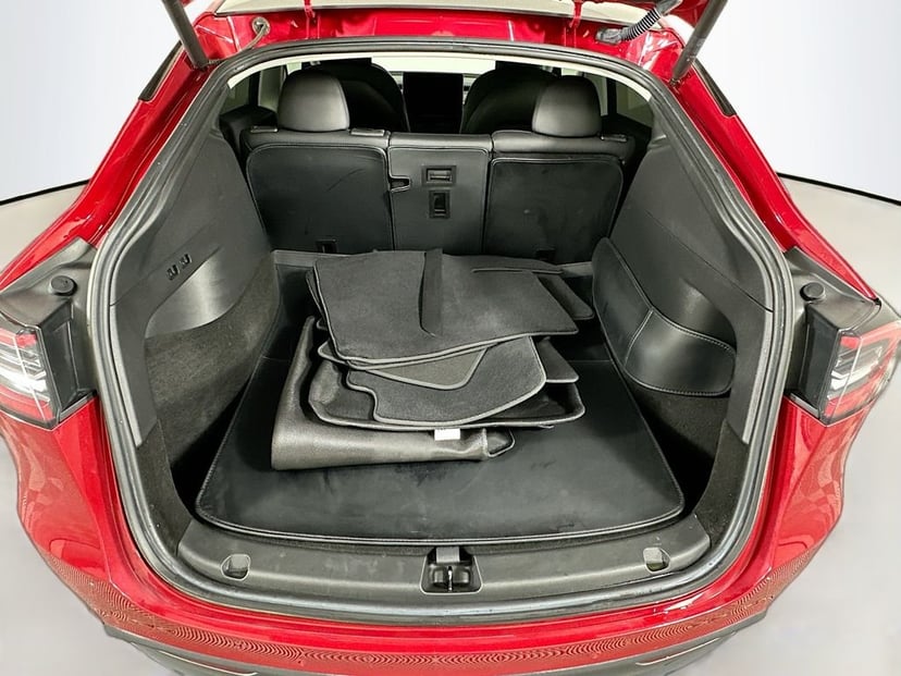 2022 Tesla Model Y - Image 26