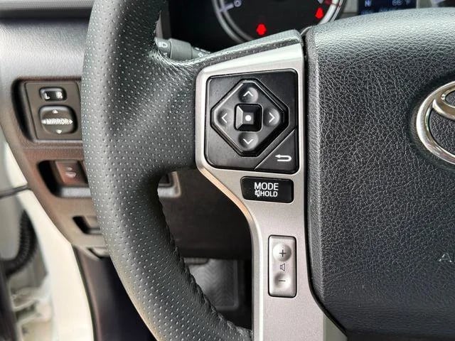 2017 Toyota 4Runner - Image 43
