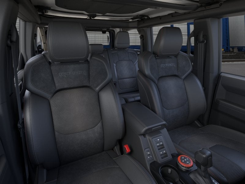 2026 Ford Bronco - Image 23