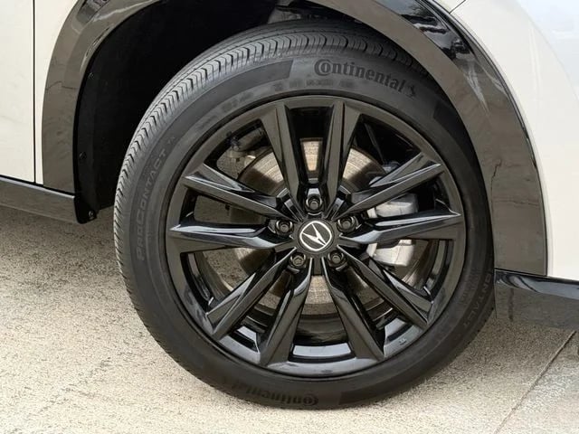 2025 Acura ADX - Image 2