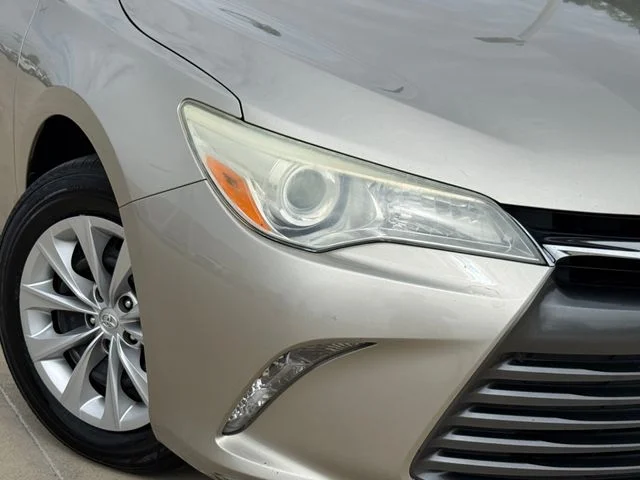 2016 Toyota Camry - Image 3