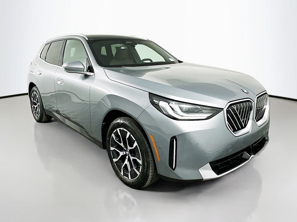 2025 BMW X3 - Image 3