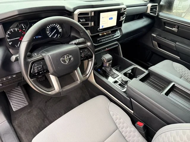 2023 Toyota Tundra - Image 12