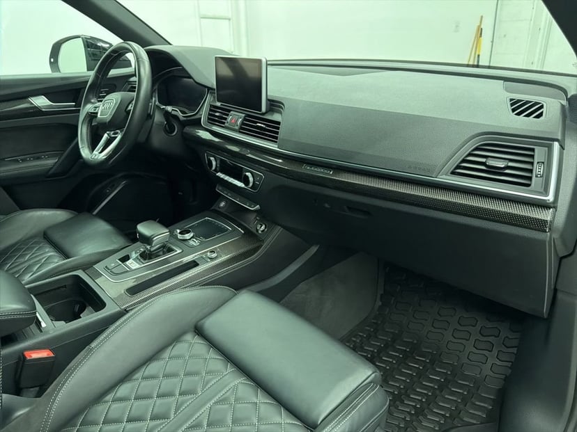 2020 Audi SQ5 - Image 28
