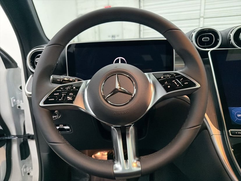 2026 Mercedes-Benz GLC - Image 15