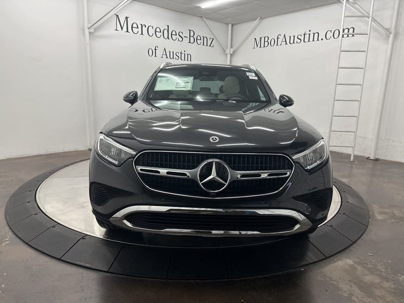 2026 Mercedes-Benz GLC - Image 2