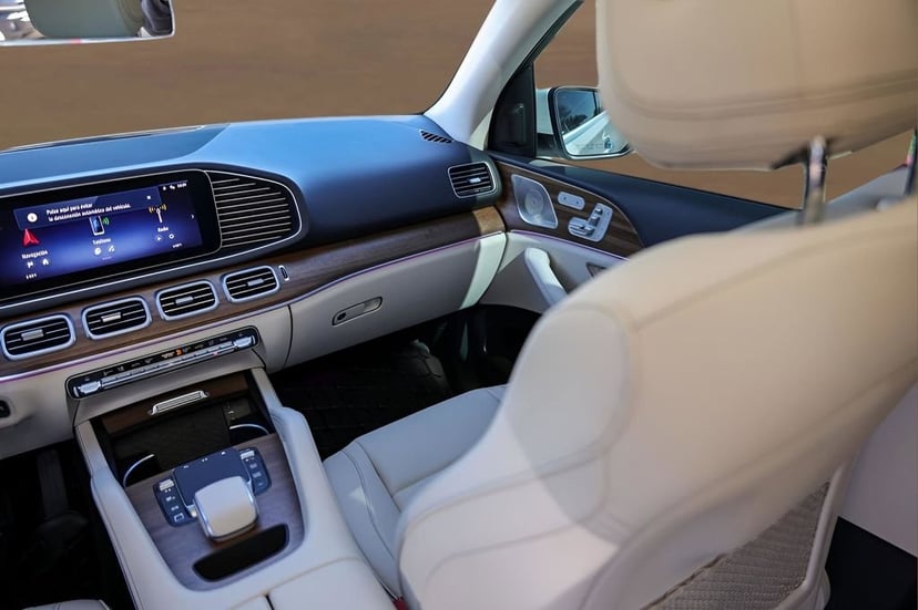 2025 Mercedes-Benz GLE - Image 27