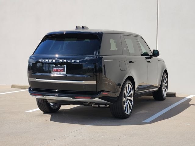 2026 Land Rover Range Rover - Image 4