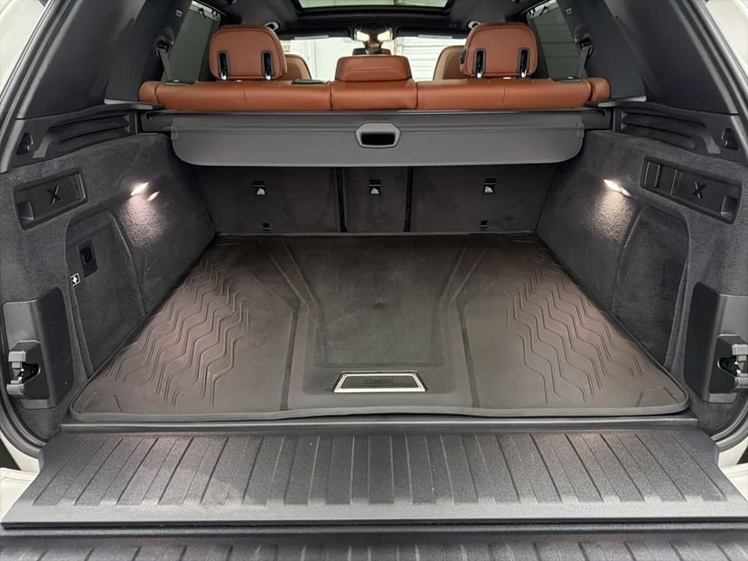 2023 BMW X5 - Image 25