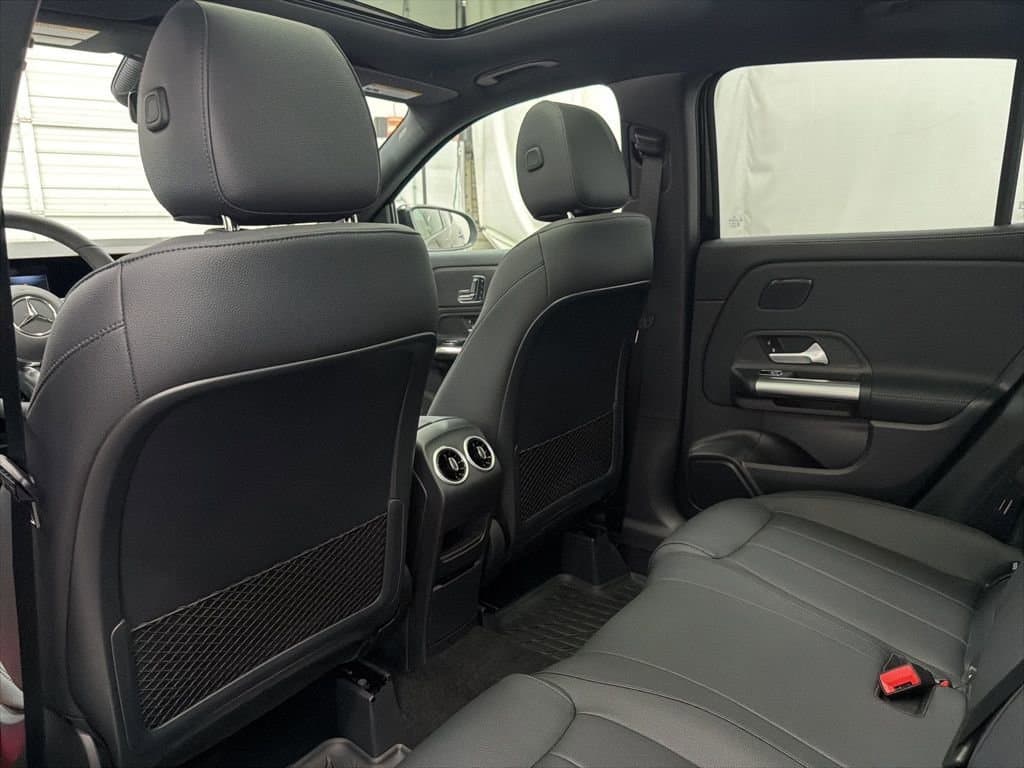 2026 MERCEDES-BENZ GLA - Image 53