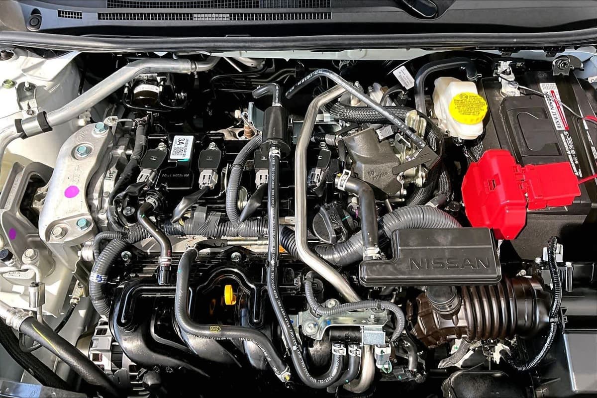 2025 Nissan Sentra - Image 32