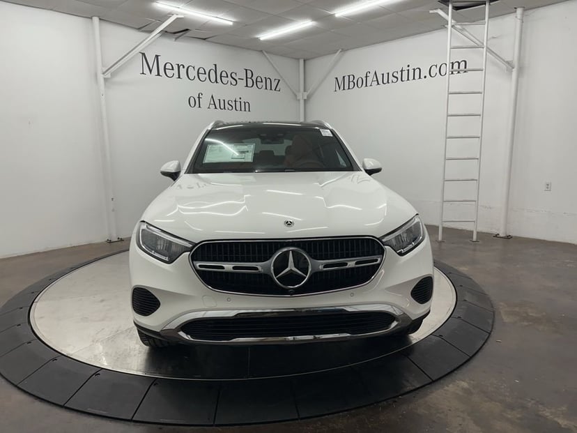2026 Mercedes-Benz GLC - Image 2