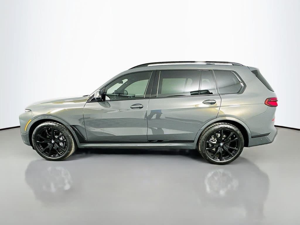 2026 BMW X7 - Image 8