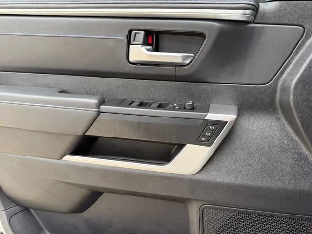 2023 Toyota Tundra Hybrid - Image 22