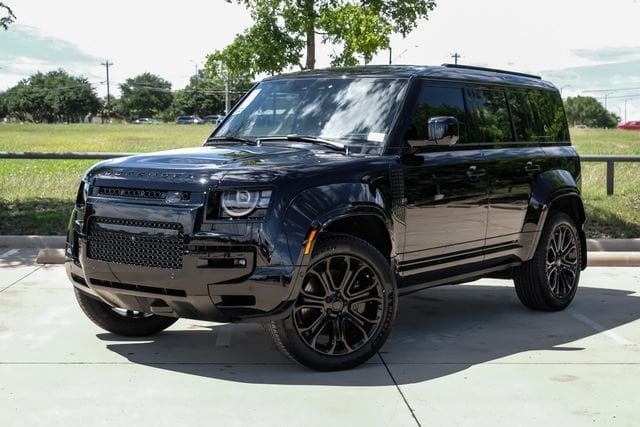 2026 Land Rover Defender 110 - Image 1