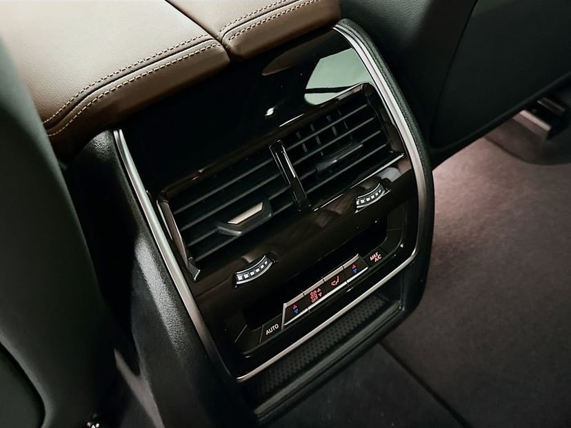 2026 BMW X5 - Image 18