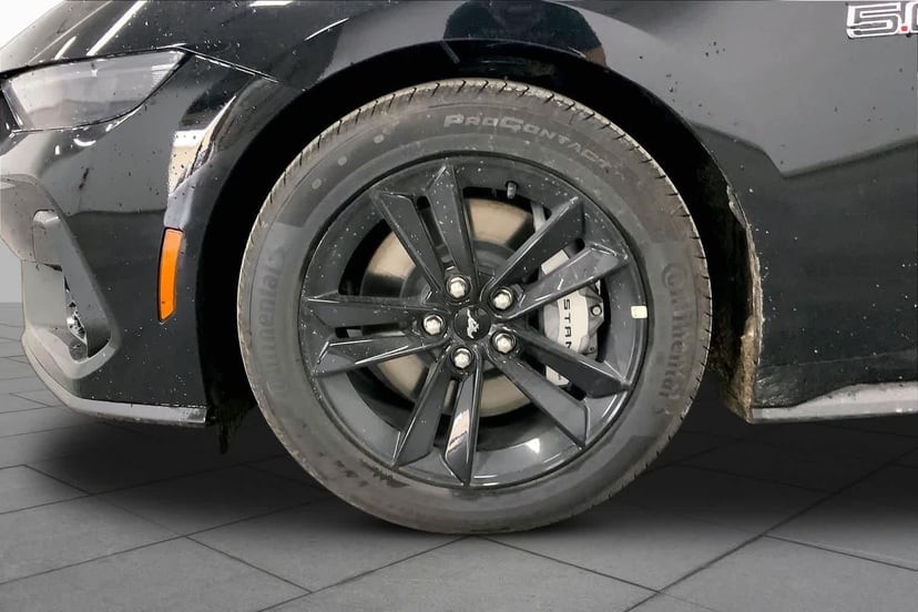 2026 Ford Mustang - Image 8