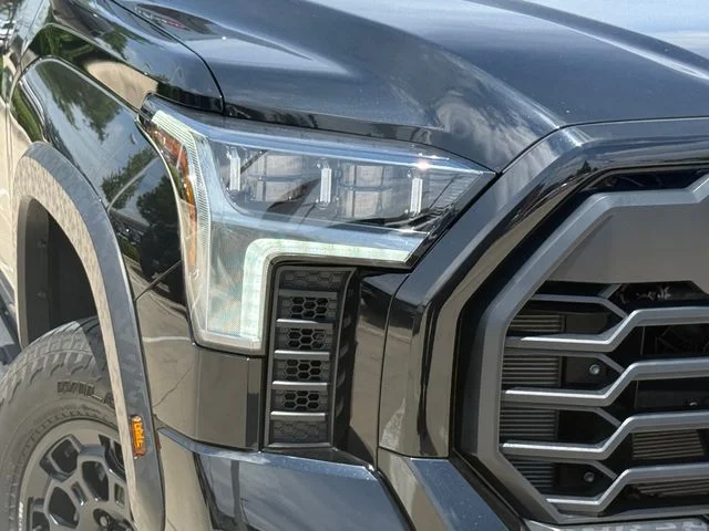 2025 Toyota Tundra Hybrid - Image 3