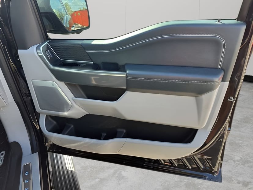 2023 Ford F-150 - Image 12