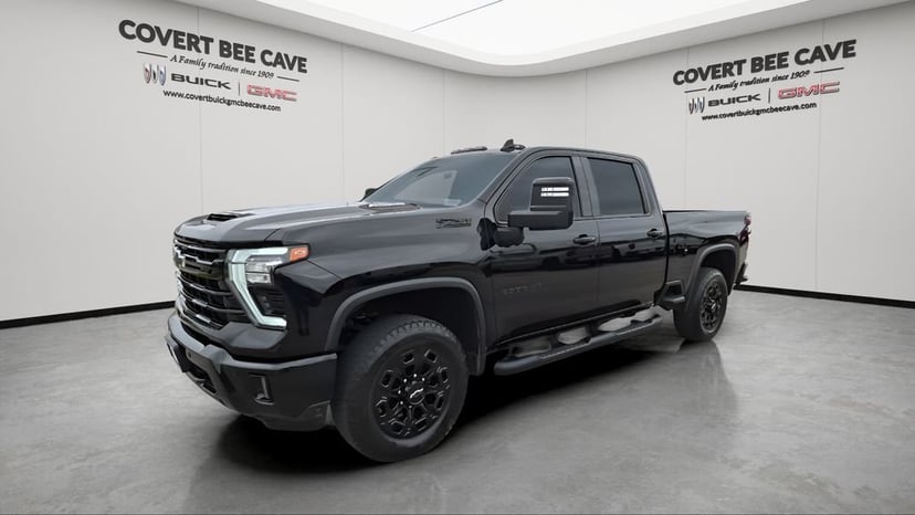 2024 Chevrolet Silverado 2500HD - Image 3