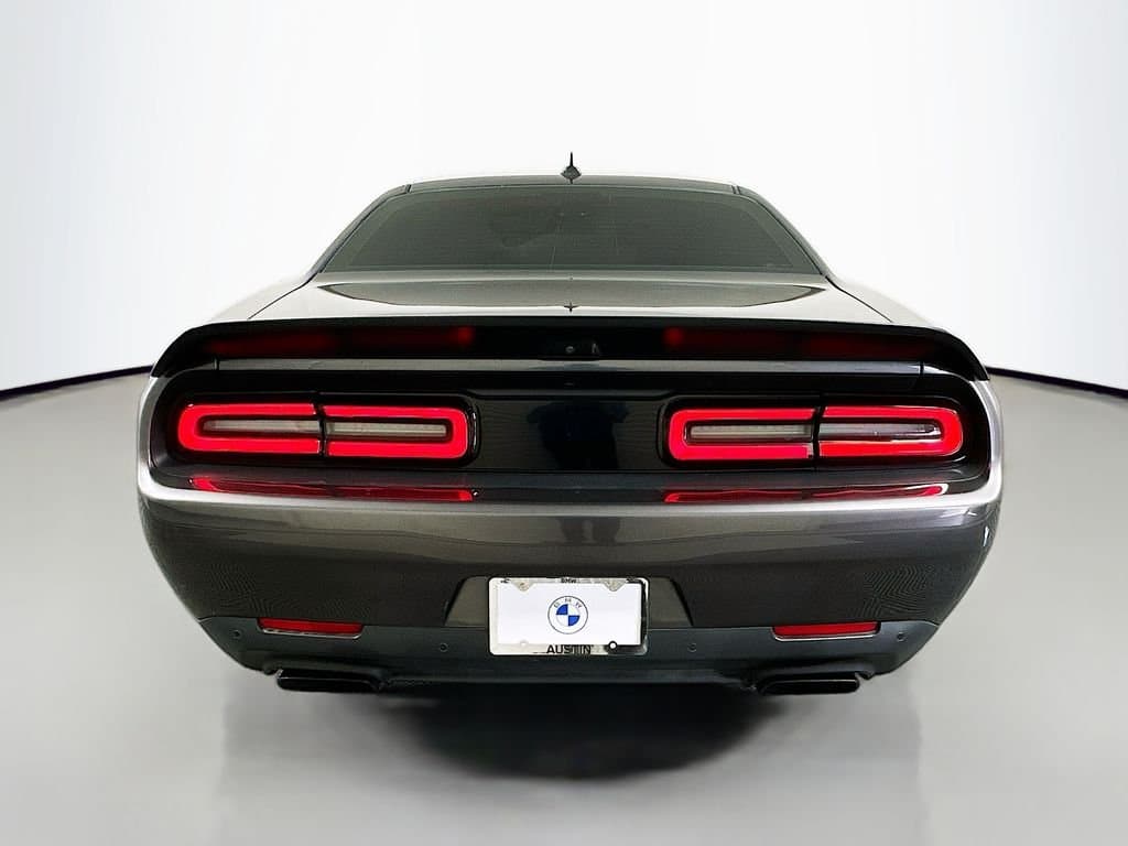 2019 Dodge Challenger - Image 6